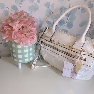 - Jessica Simpson Lianna Satchel Purse